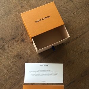 Louis Vuitton gift box + insert + LV note